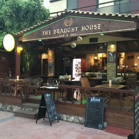 The Draught House Pub-Inn Malia Exterior foto